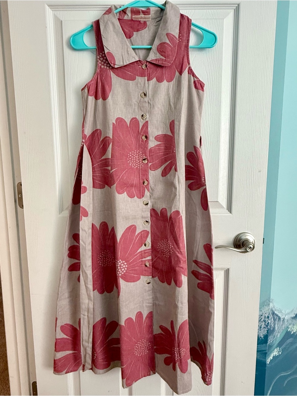 NWOT Sleeveless Button-Front Floral Midi Dress in Dusty Rose & Beige